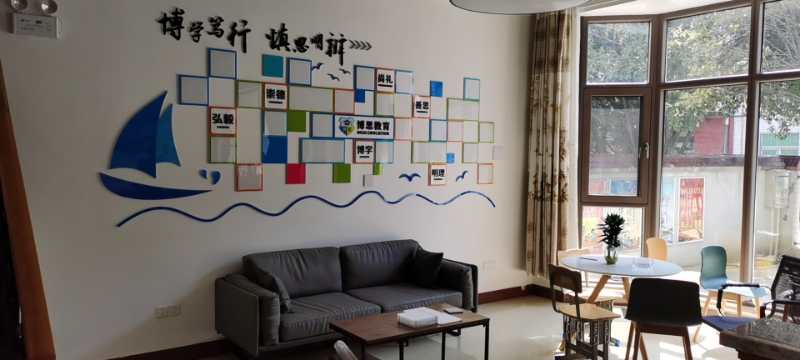 武汉创意汇广告公司给安徽桐城安装文化墙